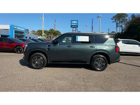 Used 2026 Nissan Armada SL image 5