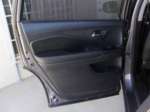 Used 2022 Honda Pilot EX-L image 23