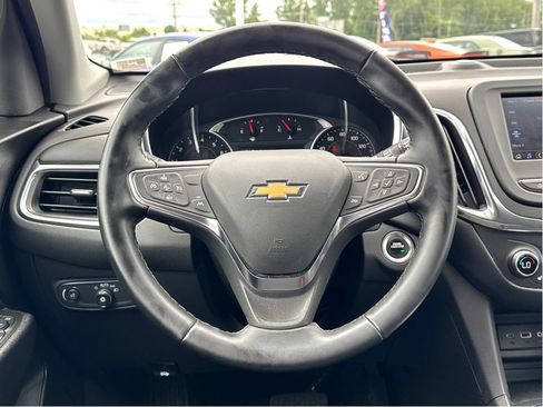Used 2024 Chevrolet Equinox LT FWD image 14