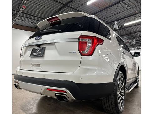 Used 2016 Ford Explorer Platinum AWD/4WD image 12