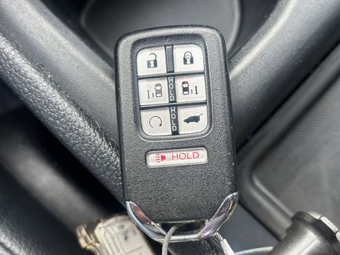 Used 2024 Honda Odyssey EX-L image 21