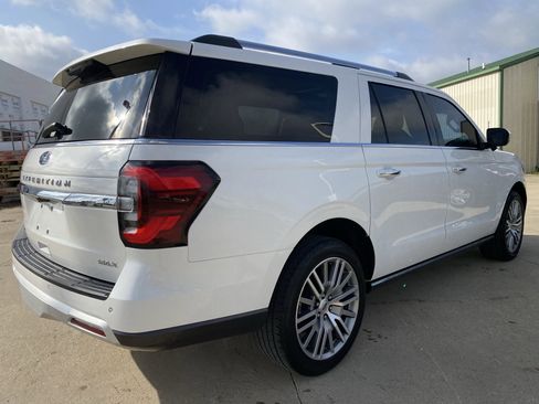 Used 2022 Ford Expedition Max Limited image 6