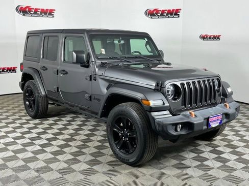 Used 2022 Jeep Wrangler Unlimited Sport AWD/4WD image 2