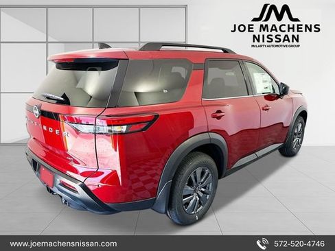 New 2026 Nissan Pathfinder SV w/ SV Premium Package AWD/4WD image 6