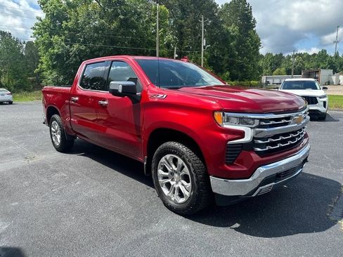 Used 2024 Chevrolet Silverado 1500 LTZ image 3
