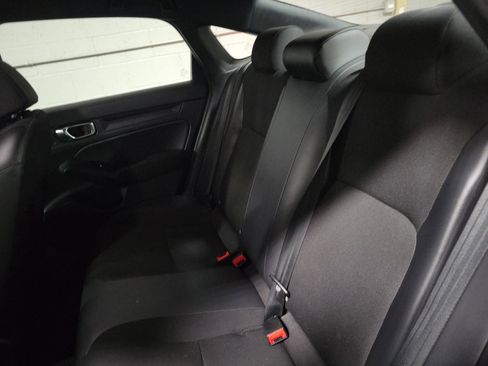 Used 2024 Honda Civic Sport image 9