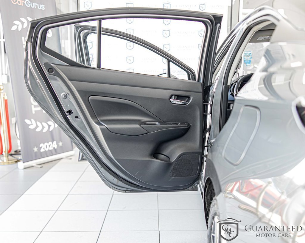 Used 2025 Nissan Versa SV FWD image 31