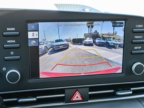 Certified 2025 Hyundai Elantra Sport image 27