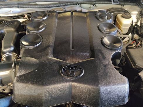 Used 2017 Toyota 4Runner SR5 image 30