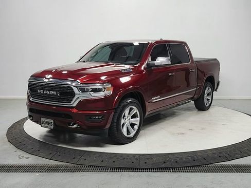 Used 2022 RAM 1500 Limited w/ Body-Colour Bumper Group AWD/4WD image 3