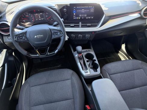 Certified 2024 Chevrolet Trax RS w/ Driver Confidence Package image 14