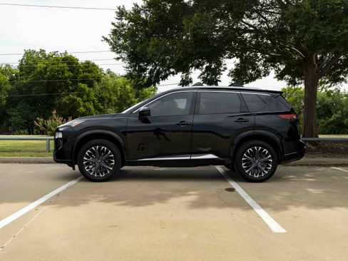 Used 2026 Nissan Rogue Platinum w/ Platinum Premium Package AWD/4WD image 6