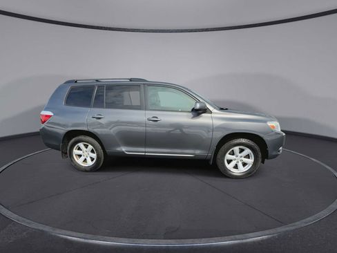 Used 2010 Toyota Highlander SE image 9