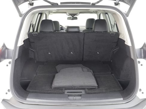 Used 2023 Nissan Rogue SL AWD/4WD image 17