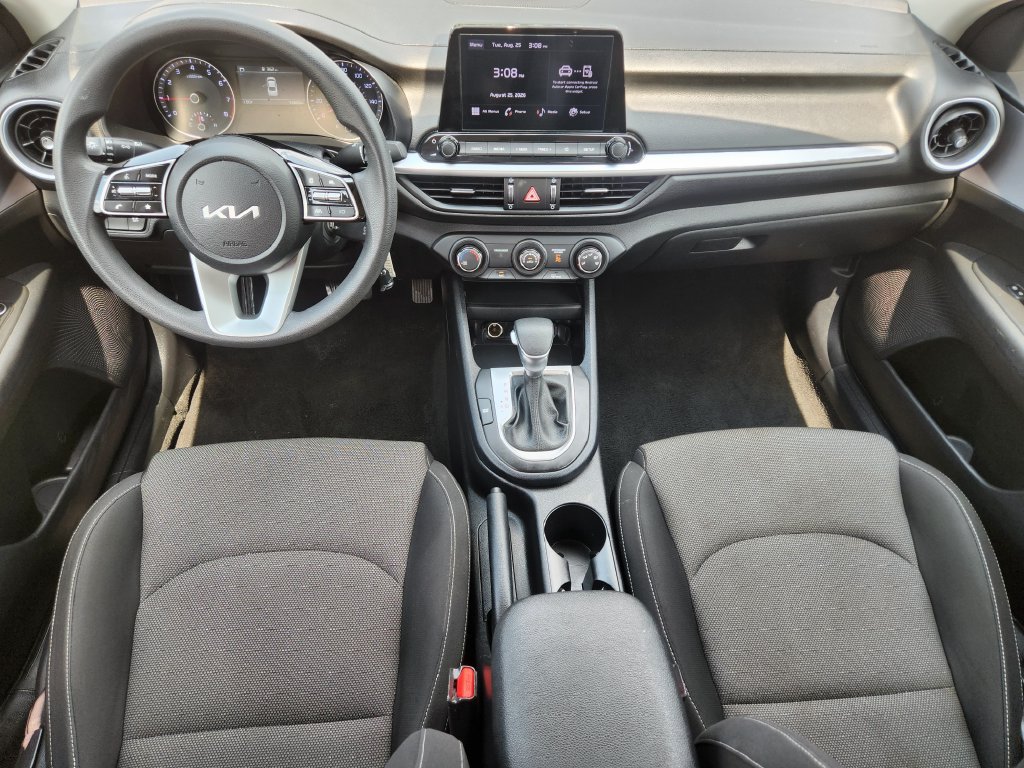 Certified 2024 Kia Forte LXS FWD image 5