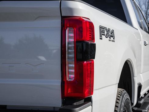 New 2026 Ford F350 Lariat w/ Black Appearance Package image 7