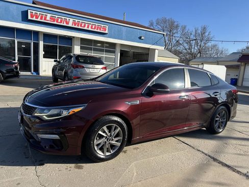 Used 2020 Kia Optima LX image 2