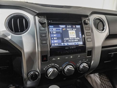 Used 2017 Toyota Tundra SR5 image 23