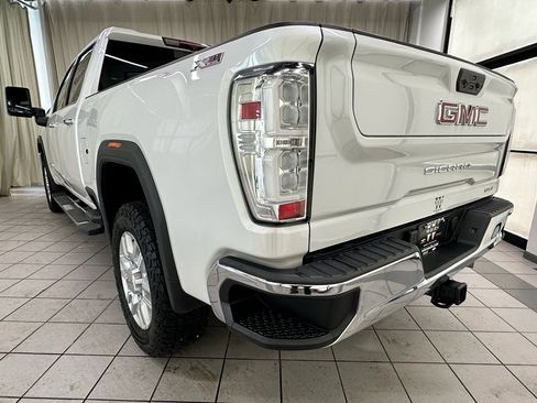 Used 2023 GMC Sierra 3500 SLT w/ SLT Convenience Package image 11