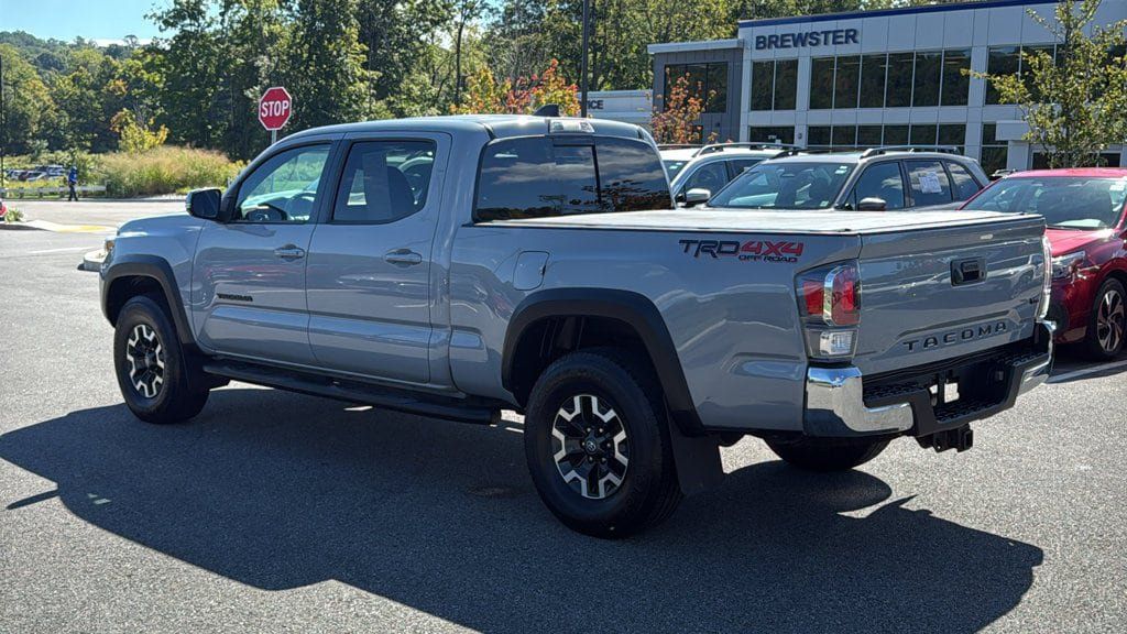 Used 2020 Toyota Tacoma TRD Off-Road AWD/4WD image 6
