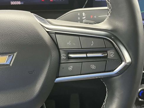 Used 2025 Chevrolet Traverse LT AWD/4WD image 31