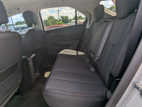 Used 2017 Chevrolet Equinox LT w/ Convenience Package FWD image 11