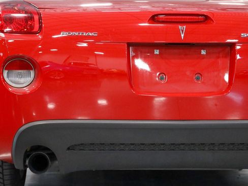 Used 2007 Pontiac Solstice GXP w/ Premium Package image 26