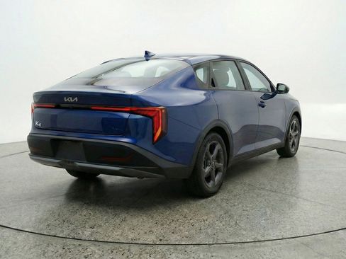 Used 2025 Kia K4 LXS image 9