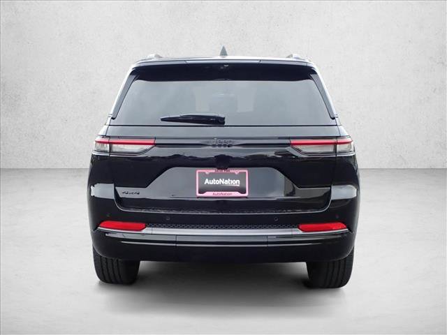 New 2027 Jeep Grand Cherokee Limited AWD/4WD image 3