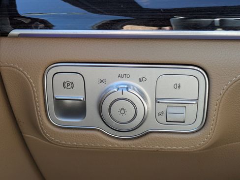 Certified 2024 Mercedes-Benz GLE 450 GLE 450 image 29