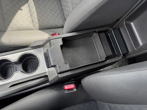 Used 2012 Ford Fusion SE FWD image 18
