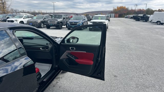 Used 2025 Acura Integra A-Spec w/ Technology Package FWD image 10