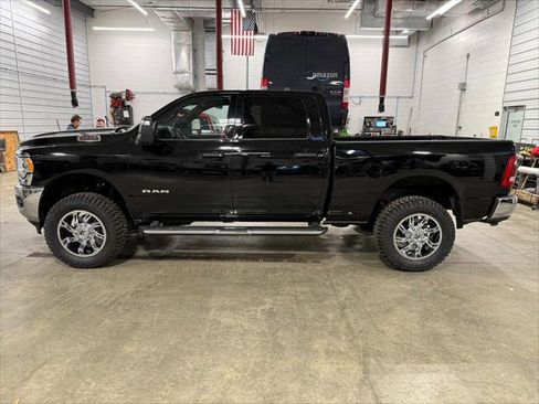 Certified 2024 RAM 2500 Big Horn w/ Safety Group image 31