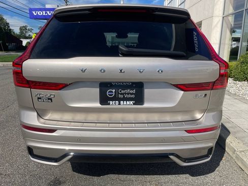 Used 2024 Volvo XC60 B5 Plus AWD/4WD image 4