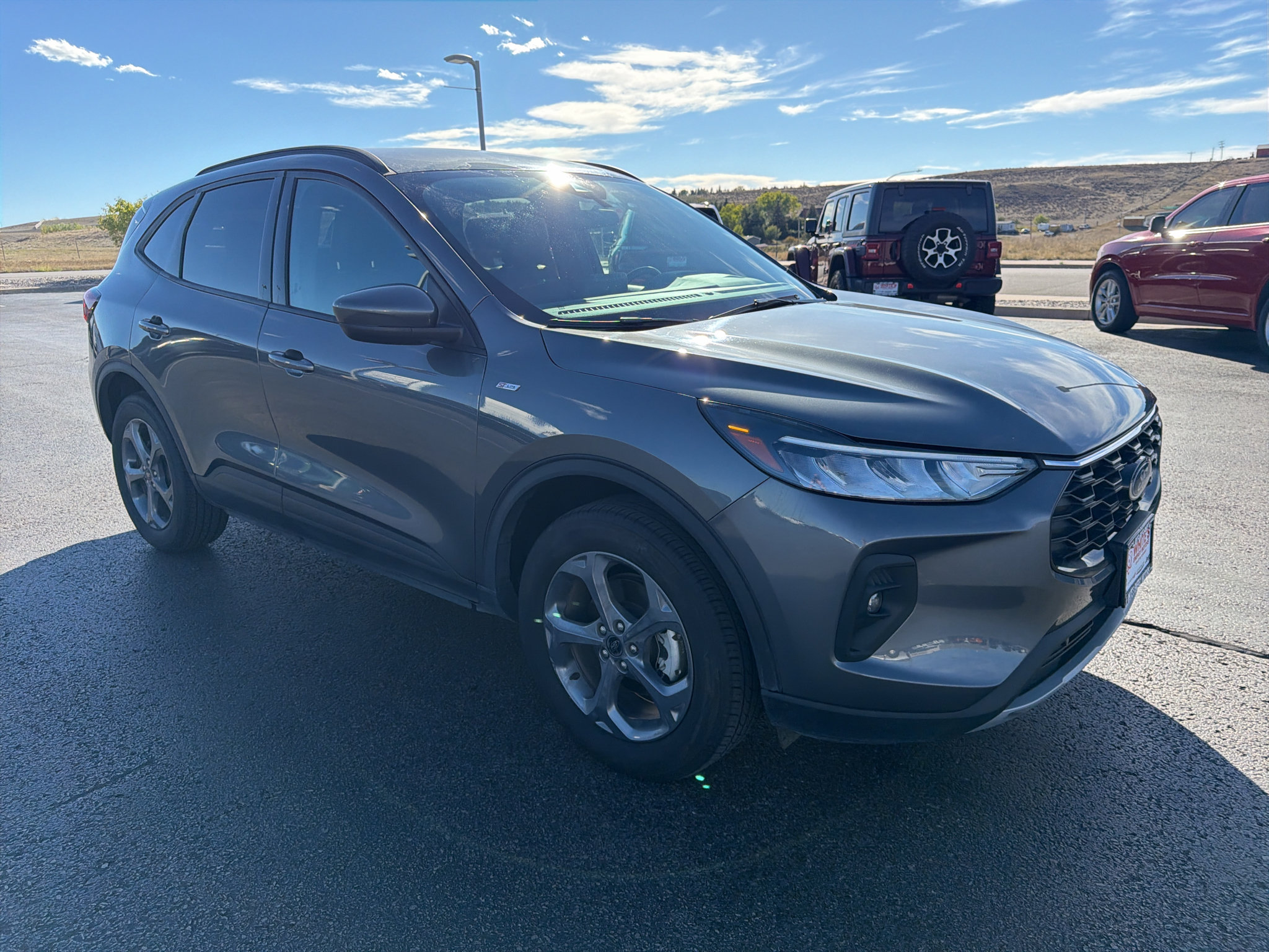 Used 2025 Ford Escape ST-Line Select AWD/4WD image 3