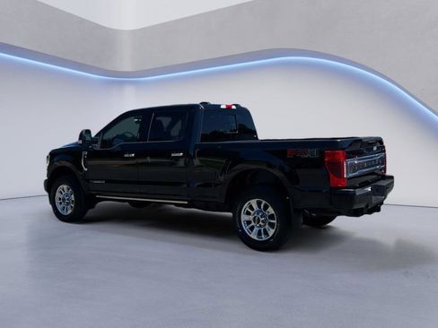 Used 2021 Ford F350 Limited image 4