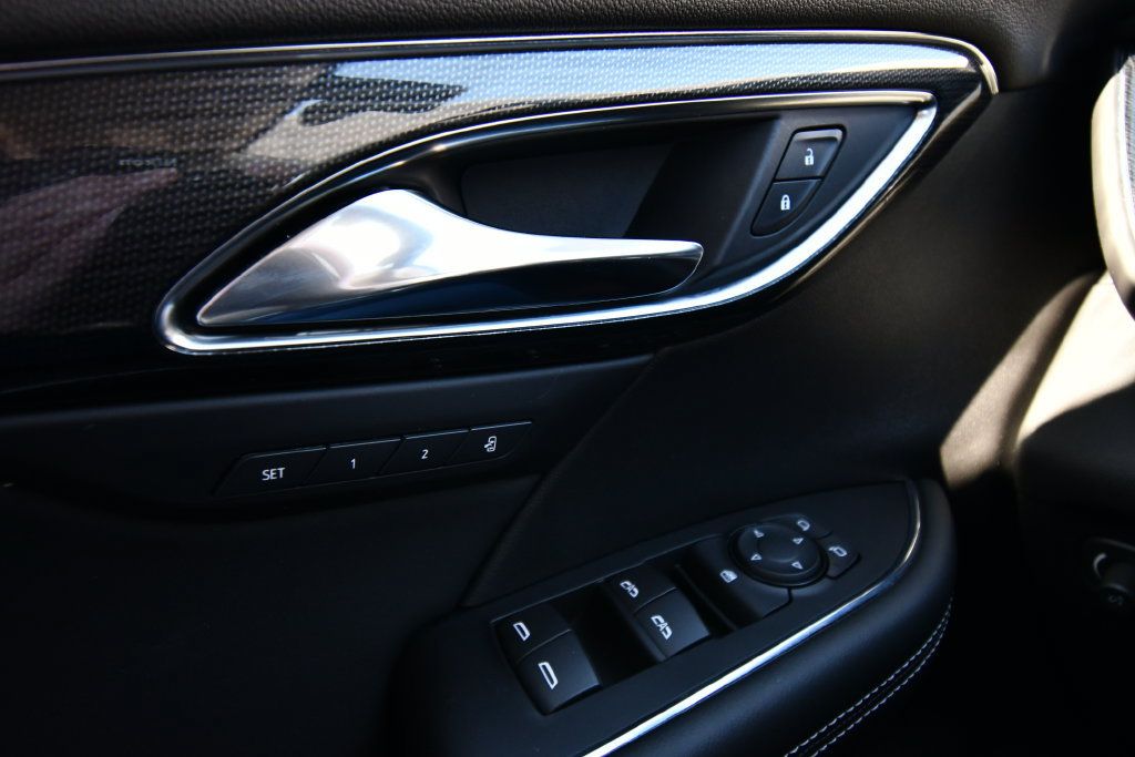 Used 2023 Buick Envision Essence AWD/4WD image 22