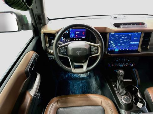 Used 2022 Ford Bronco Outer Banks w/ Sasquatch Package AWD/4WD image 23