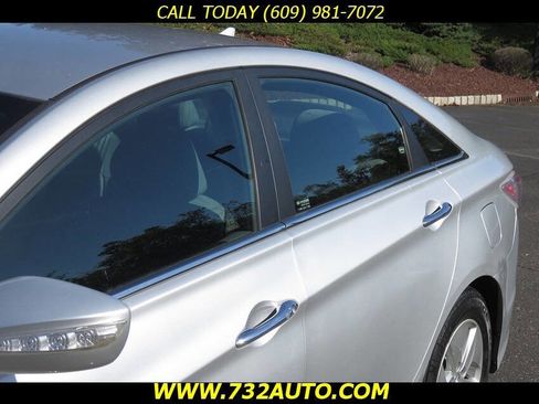 Used 2011 Hyundai Sonata Hybrid image 30