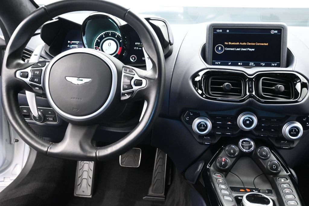 Used 2020 Aston Martin V8 Vantage Coupe RWD image 11