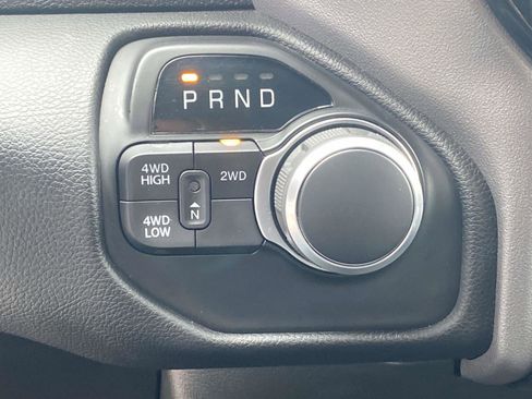 Certified 2024 RAM 2500 Big Horn w/ Sport Appearance Package image 33