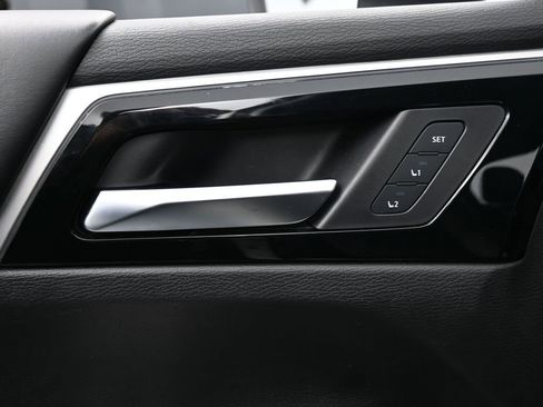 Used 2022 Mitsubishi Outlander SEL image 14