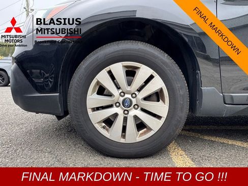 Used 2019 Subaru Outback 2.5i Premium image 7