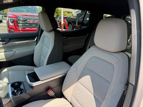 New 2027 GMC Terrain Elevation AWD/4WD image 14