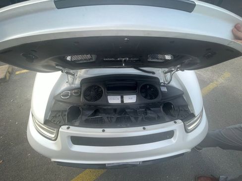 Used 2015 Porsche 911 Turbo S image 8