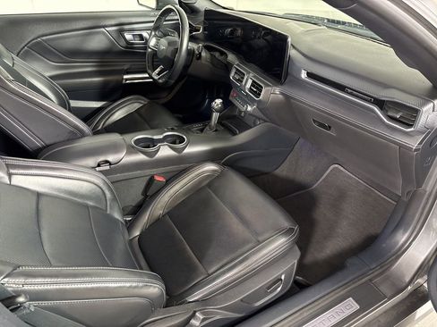 Used 2024 Ford Mustang Premium image 12