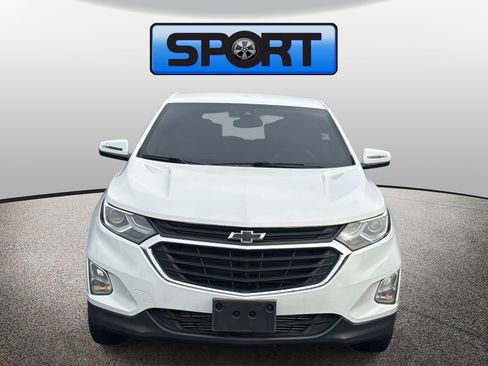 Used 2020 Chevrolet Equinox LT image 2