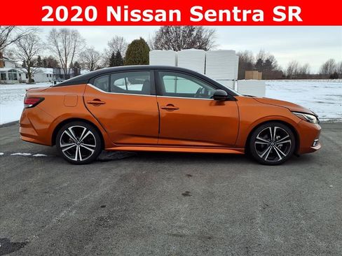 Used 2020 Nissan Sentra SR w/ Premium Package image 4