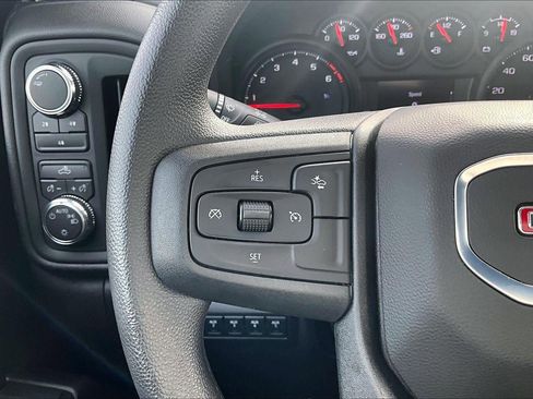 Used 2026 GMC Sierra 3500 Pro w/ Convenience Package image 18