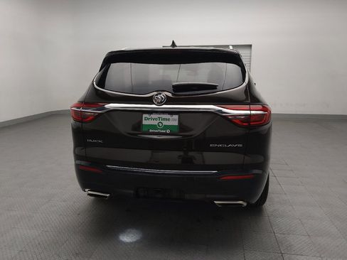 Used 2018 Buick Enclave Premium w/ Experience Buick Package FWD image 7